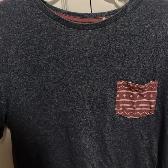 On the Byars t shirt - Picture 2 of 4